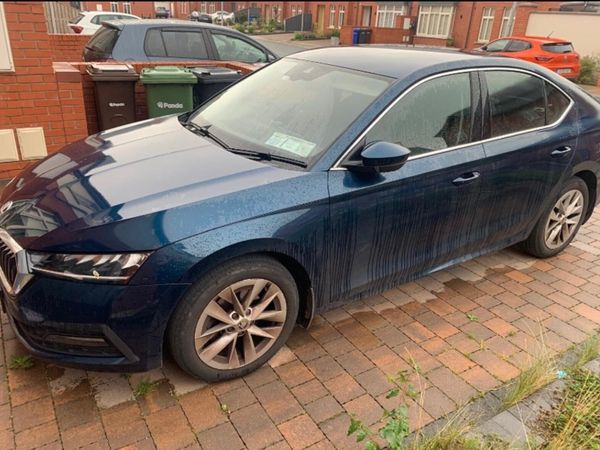Skoda Octavia Saloon, Petrol, 2021, Blue
