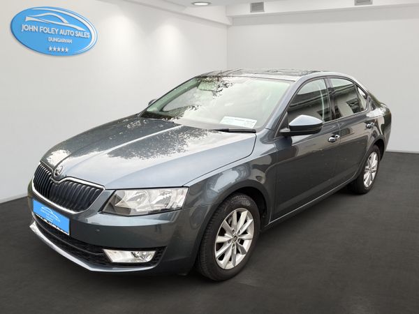 Skoda Octavia Saloon, Petrol, 2015, Grey