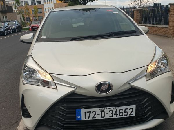 Toyota Vitz Hatchback, Petrol, 2017, White