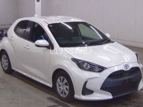 Toyota Yaris Hatchback, Petrol, 2020, White