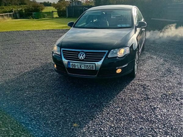 Volkswagen Passat Saloon, Diesel, 2009, Black