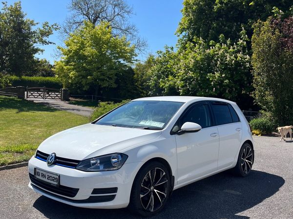 Volkswagen Golf Hatchback, Petrol, 2016, White
