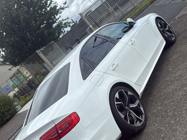 Audi A4 Saloon, Diesel, 2013, White