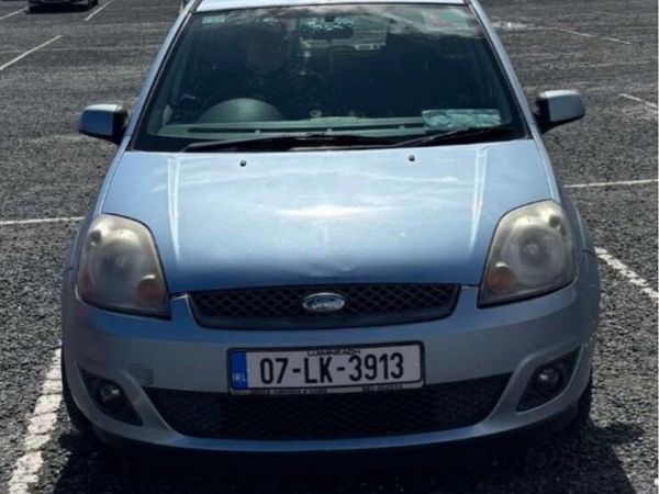 Ford Fiesta Hatchback, Petrol, 2007, Blue