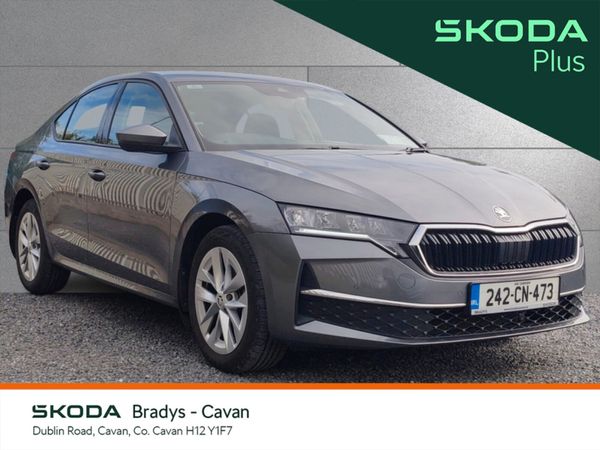 Skoda Octavia Hatchback, Diesel, 2024, Grey