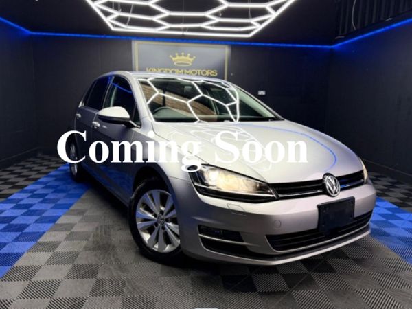 Volkswagen Golf Hatchback, Petrol, 2015, Silver