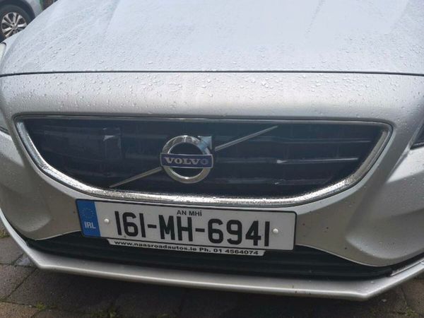 Volvo V40 Hatchback, Diesel, 2016, Silver