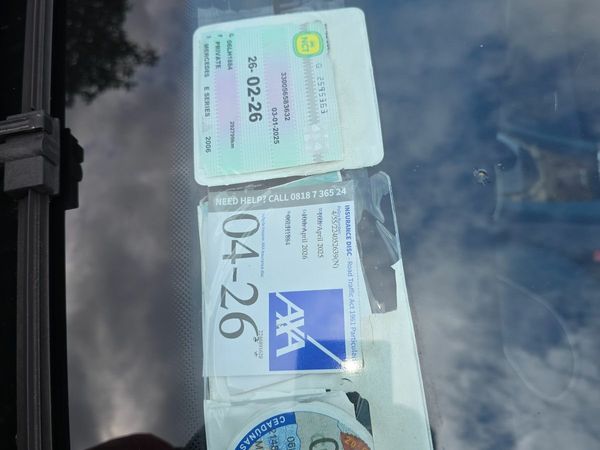 Mercedes-Benz E-Class Saloon, Diesel, 2006, Blue