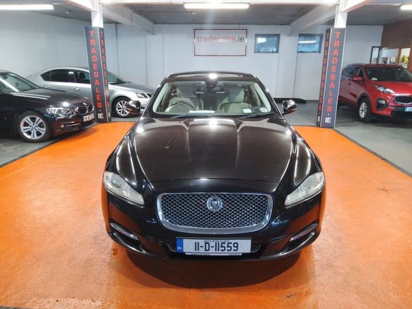 Jaguar XJ Saloon, Diesel, 2011, Black