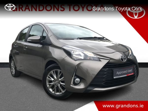 Toyota Yaris Hatchback, Petrol, 2018, Bronze
