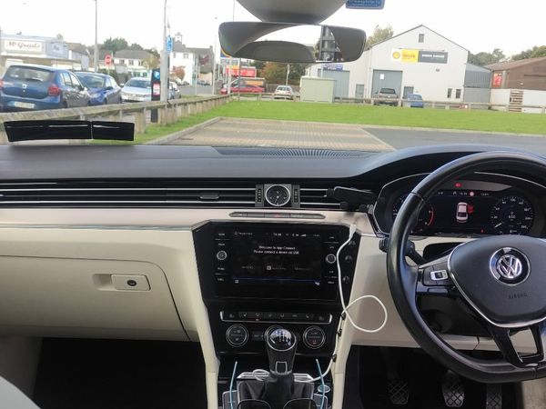 Volkswagen Passat Saloon, Diesel, 2017, Blue