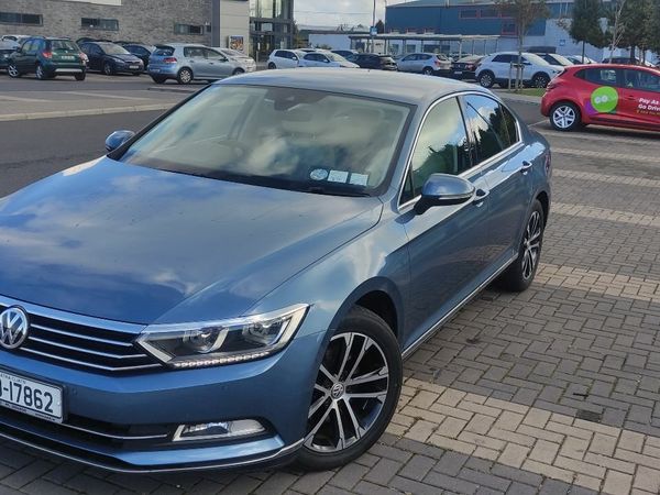 Volkswagen Passat Saloon, Diesel, 2017, Blue