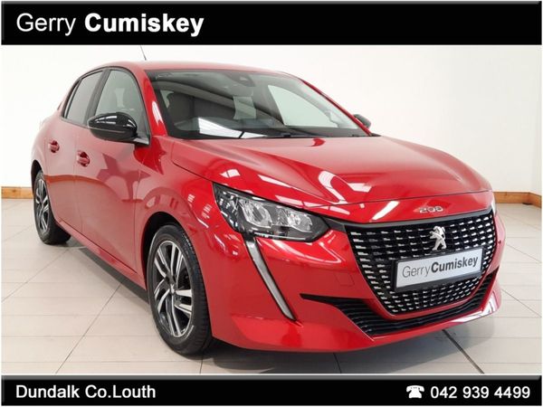 Peugeot 208 Hatchback, Petrol, 2023, Red