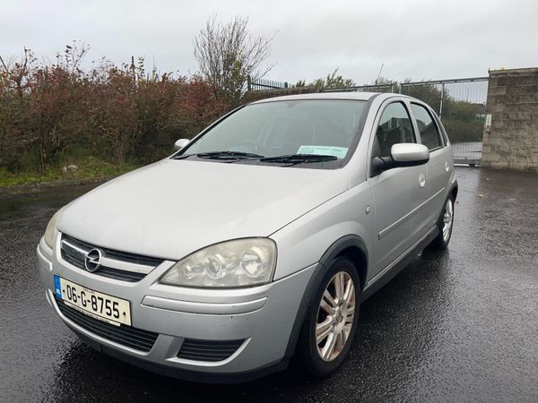 Opel Corsa Hatchback, Petrol, 2006, Silver