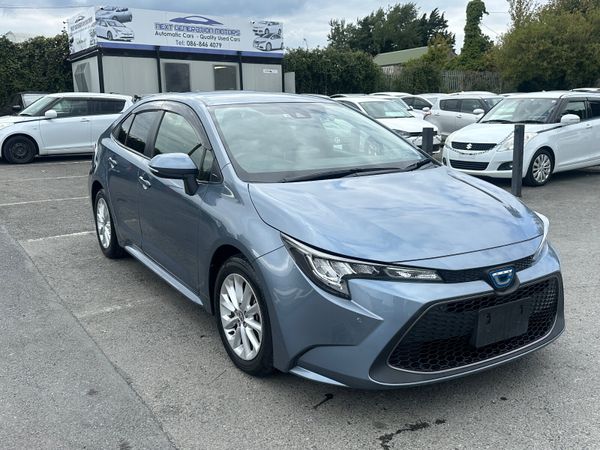Toyota Corolla Saloon, Petrol Hybrid, 2022, Grey