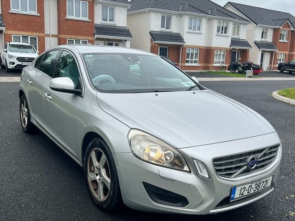 Volvo S60 Saloon, Diesel, 2012, Silver