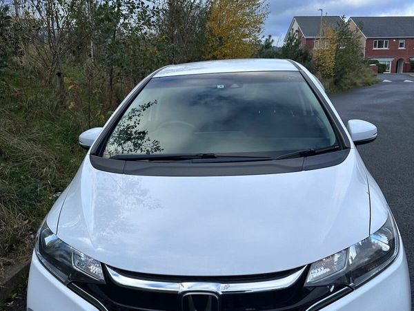 Honda Fit Hatchback, Petrol Hybrid, 2019, White