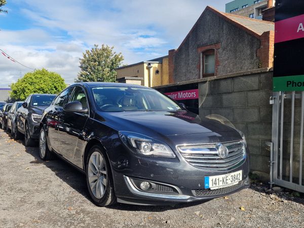 Opel Insignia Hatchback, Diesel, 2014, Black