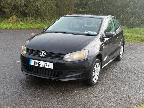 Volkswagen Polo Hatchback, Petrol, 2010, Black
