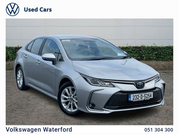 Toyota Corolla Saloon, Petrol Hybrid, 2023, Silver