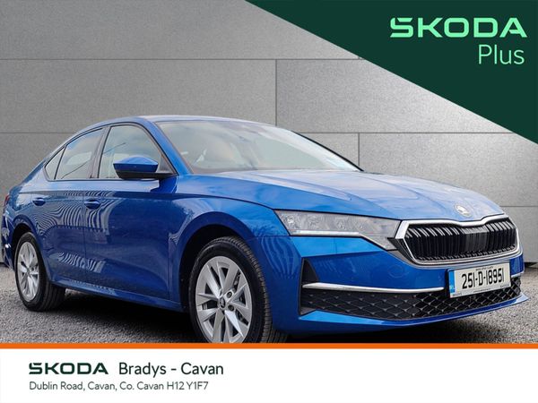 Skoda Octavia Hatchback, Diesel, 2025, Blue