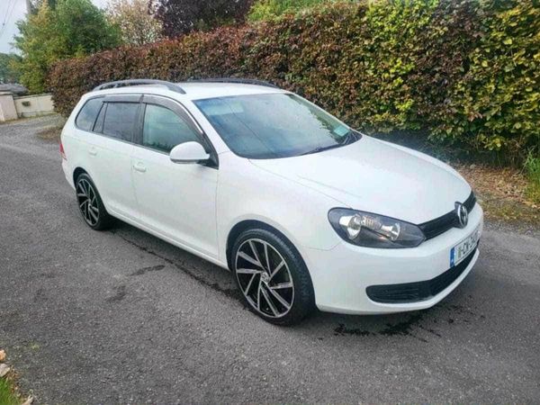 Volkswagen Golf Estate, Petrol, 2011, White