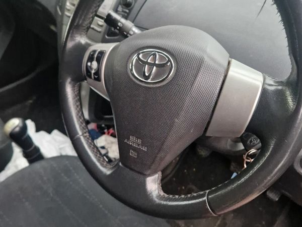 Toyota Yaris Hatchback, Diesel, 2008, Red