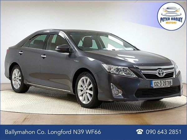 Toyota Camry Saloon, Petrol Hybrid, 2013, Grey