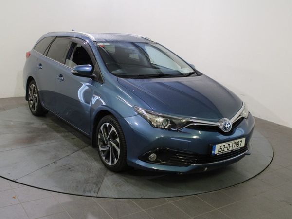 Toyota Auris MPV, Petrol Hybrid, 2015, Blue