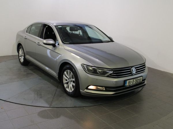 Volkswagen Passat Saloon, Diesel, 2015, Silver