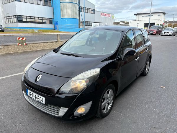 Renault Grand Scenic MPV, Diesel, 2012, Black