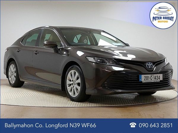 Toyota Camry Saloon, Petrol Hybrid, 2020, Brown
