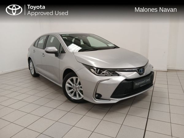 Toyota Corolla Saloon, Petrol Hybrid, 2023, Silver