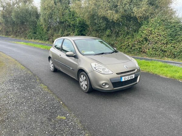 Renault Clio Hatchback, Ethanol Petrol, 2010, Gold