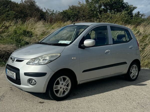 Hyundai i10 Hatchback, Petrol, 2009, Silver