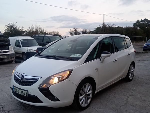 Opel Zafira MPV, Diesel, 2013, White