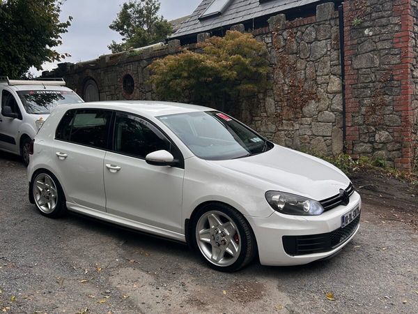Volkswagen Golf Hatchback, Diesel, 2010, White