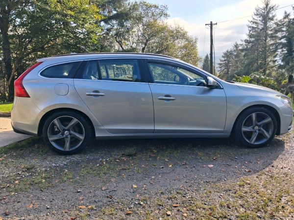 Volvo V60 Estate, Diesel, 2011, Silver