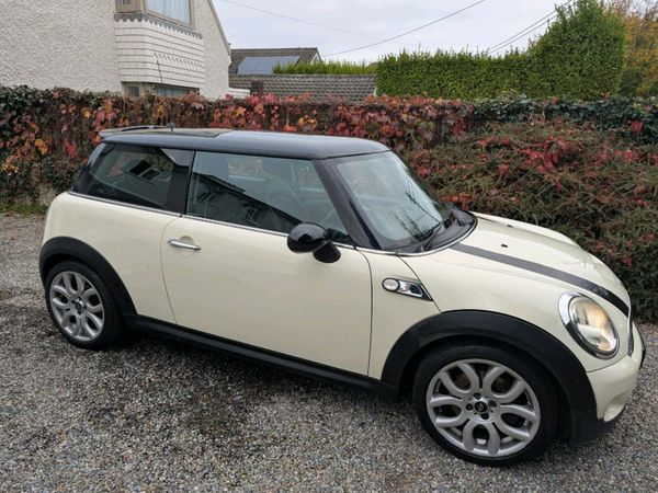 Mini Cooper Hatchback, Petrol, 2007, White