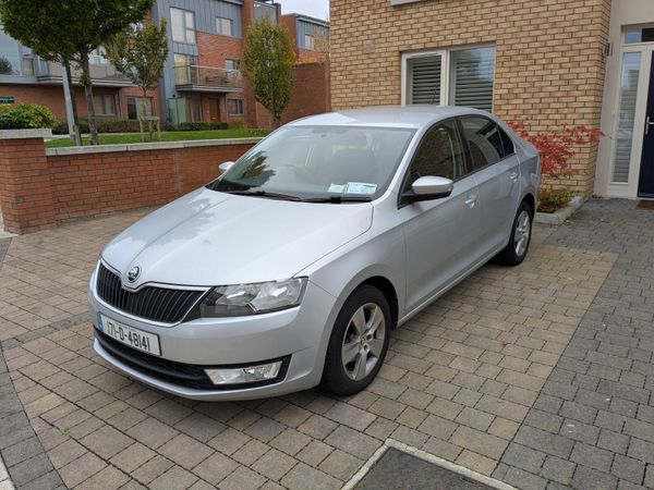 Skoda Rapid Hatchback, Petrol, 2017, Silver
