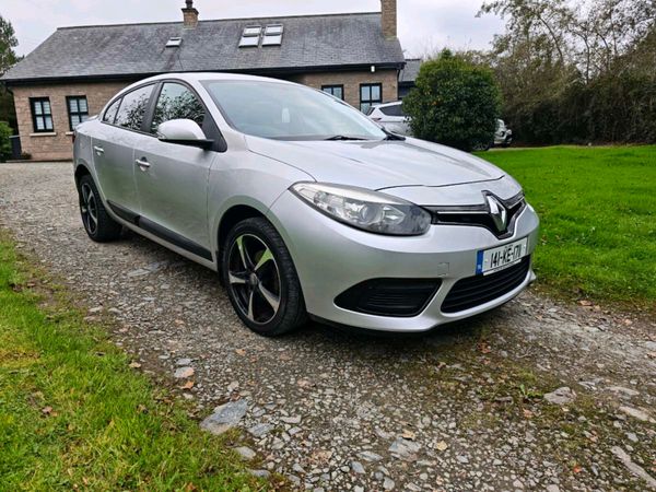 Renault Fluence Saloon, Diesel, 2014, Silver