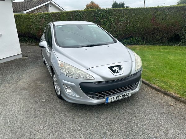 Peugeot 308 Hatchback, Diesel, 2011, Grey