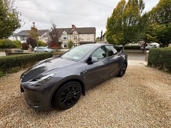 Tesla Model Y MPV, Electric, 2024, Grey