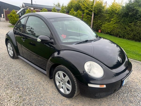 Volkswagen Beetle Hatchback, Petrol, 2007, Black