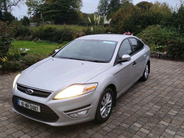 Ford Mondeo Hatchback, Diesel, 2012, Silver