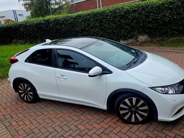 Honda Civic Hatchback, Diesel, 2014, White
