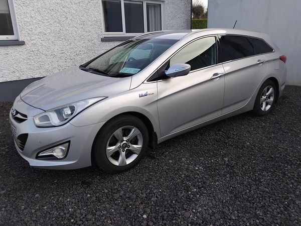 Hyundai i40 Estate, Diesel, 2014, Silver