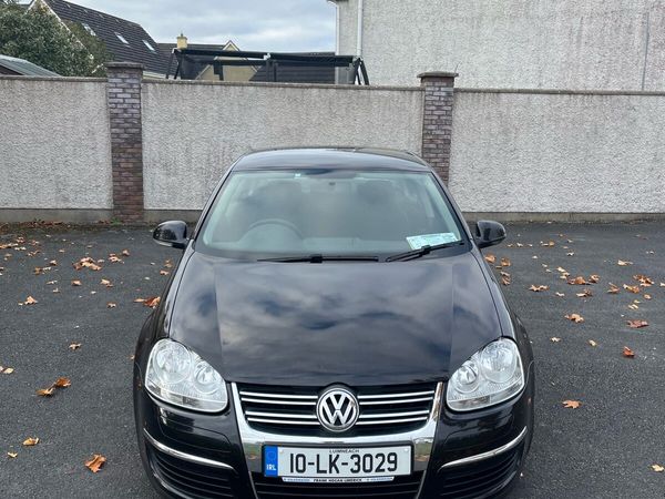 Volkswagen Jetta Saloon, Diesel, 2010, Black