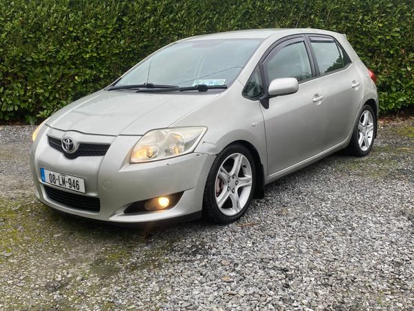 Toyota Auris Hatchback, Diesel, 2008, Silver