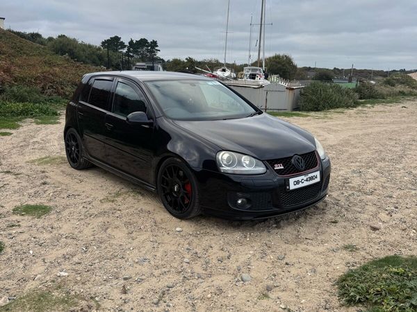 Volkswagen Golf Hatchback, Petrol, 2008, Black
